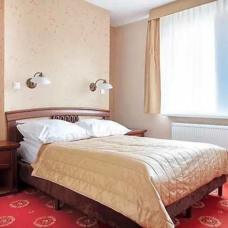 Hotel Anin Park 3*