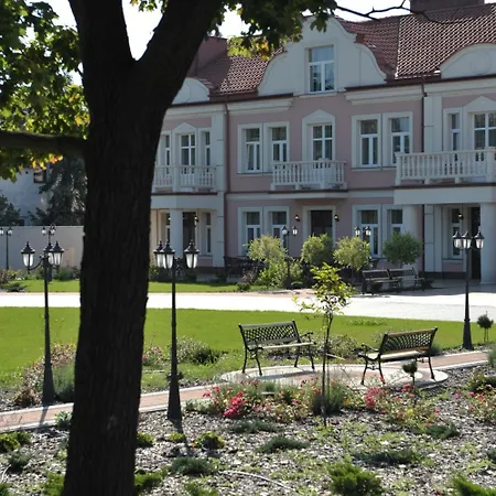 Anin Park Готель 3*
