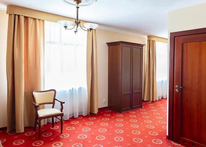 Arkadia Royal Hotel 3*