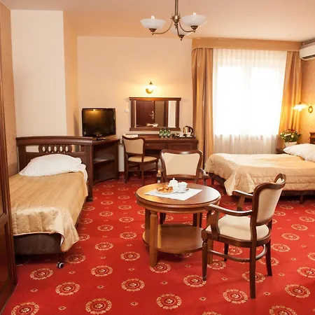 Arkadia Royal Βαρσοβία